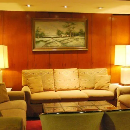 Iniohos Hotel