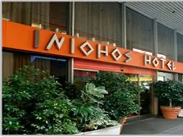 Iniohos 3*